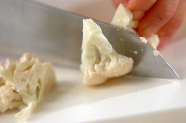 お手軽カリフラワーのピクルスの作り方の手順1