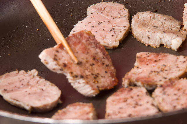 ゆで豚でピリ辛焼きの作り方の手順5