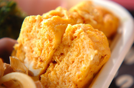 すりおろしニンジンの卵焼き