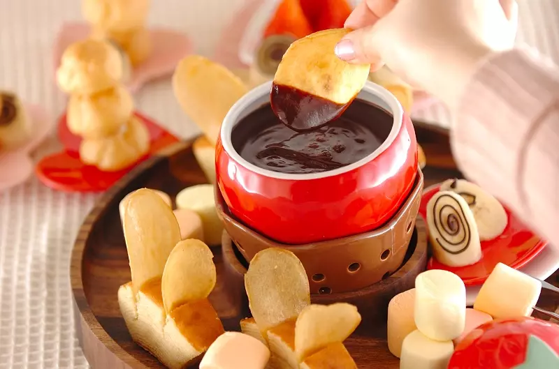 チョコフォンデュ レシピ 作り方 E レシピ 料理のプロが作る簡単レシピ チョコフォンデュ レシピ 作り方 E レシピ 料理のプロが作る簡単レシピ