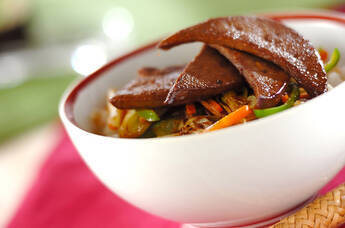 レバーのショウガ焼き丼