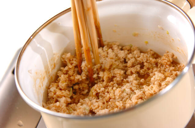 甘辛鶏そぼろとふんわり卵の4色丼の作り方の手順5