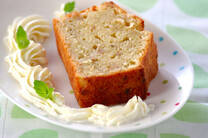 素朴な甘さのバナナケーキ