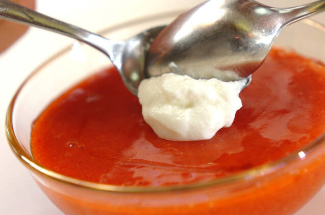 イチゴの冷製スープイタリアン風の作り方の手順4