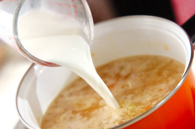 ベーコンの白いスープの作り方の手順8