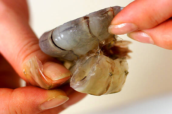 海老のカレー炒めの作り方の手順1