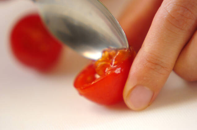 プチトマトとホタテのサラダの作り方の手順1