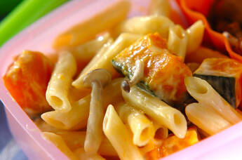 ペンネのクリームカボチャソース