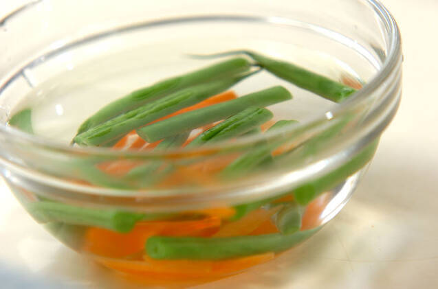 ゴボウのカラフルサラダの作り方の手順7