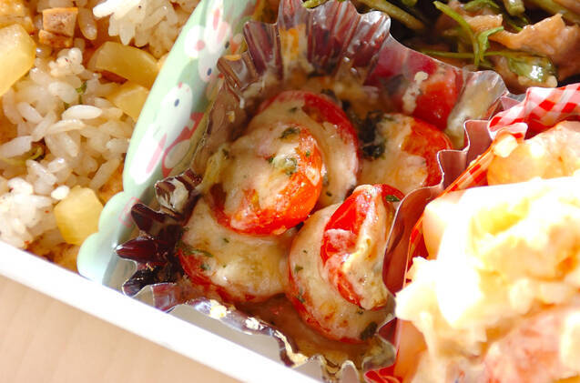 プチトマトのチーズ焼き