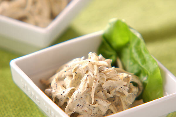 ささ身とゴボウのサラダ