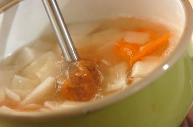 エビ芋入りみそ汁の作り方の手順4