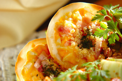 カリカリエッグピザ