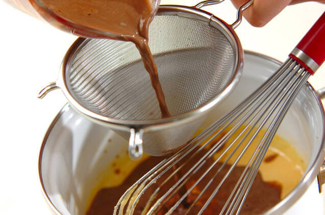 ココアとコーヒーのレアチーズケーキの作り方の手順5