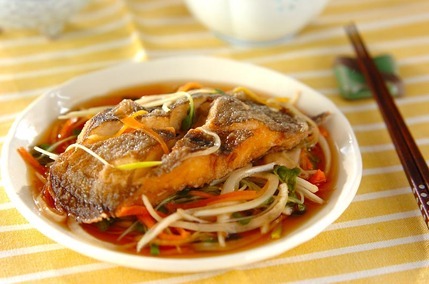 カレイのユズ風味南蛮漬け