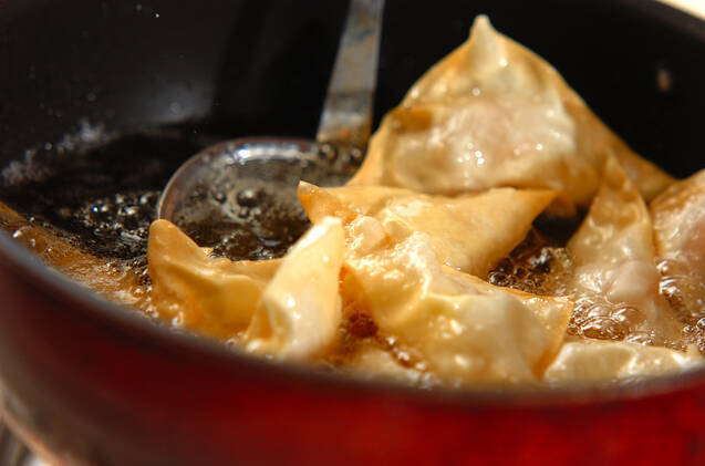 エビワンタン揚げの作り方の手順3