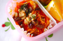 ニンジンとレーズンのサラダ