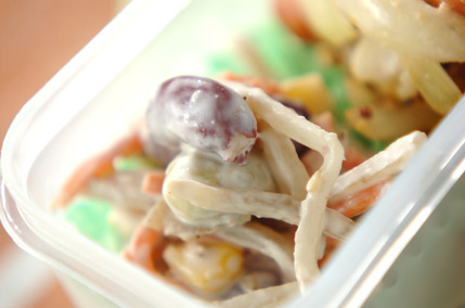 ゴボウと豆のサラダ