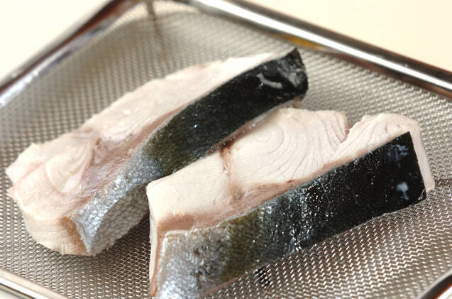 ブリのピリ辛みそ煮の作り方の手順1