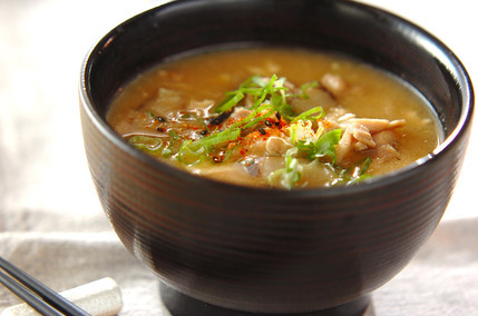 鶏ゴボウのみそ汁