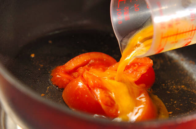 トマトの卵とじの作り方の手順2