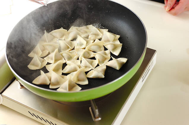 おちょぼ口餃子の作り方の手順6