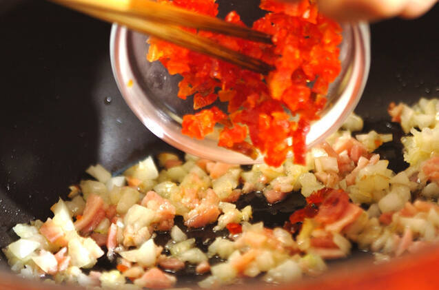 ドライトマトのオムライスの作り方の手順2