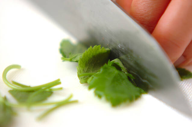 具だくさんの納豆汁の作り方の手順4