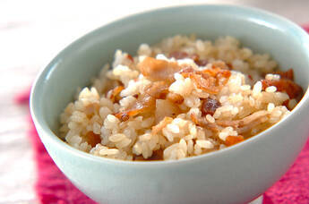 カリカリ豚の混ぜご飯