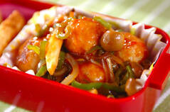 肉団子のケチャップ炒め