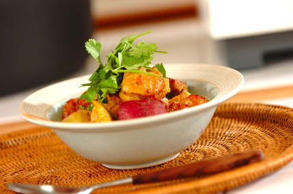 チキンとサツマイモのココナッツスープ