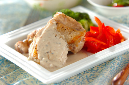 マッシュルームソースチキンソテー