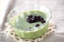 抹茶プリン・ベリーソース