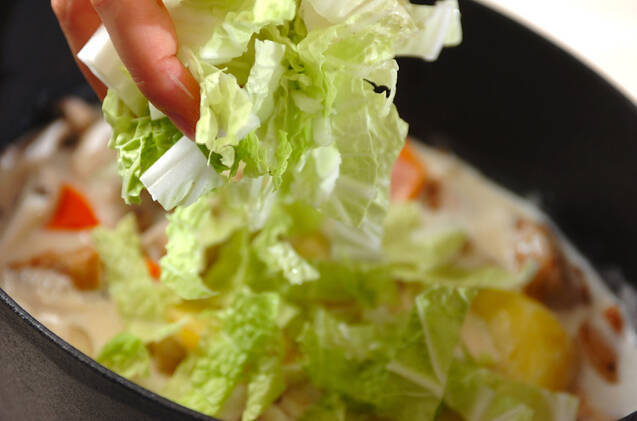 クリームシチューの作り方の手順11