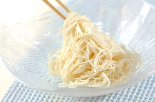 鮭とキュウリの冷や汁素麺の作り方4