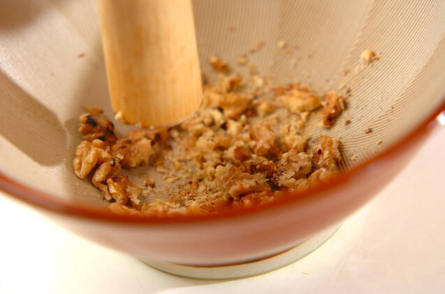 ニンジンのクルミ白みそ和えの作り方の手順2