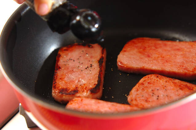 ポークランチョンミートの押し寿司の作り方の手順5