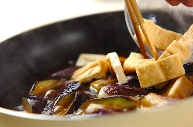 ナスと揚げの煮物の作り方の手順4