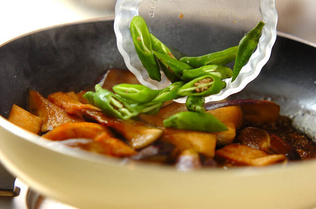 ナスと揚げの煮物の作り方の手順5