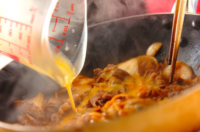 牛肉とキムチの卵とじの作り方の手順3