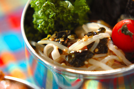 モヤシのピリ辛ナムル