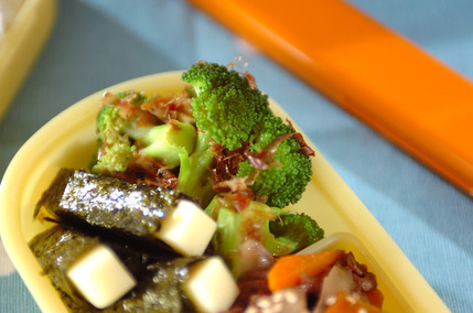 ブロッコリーのおかか和え