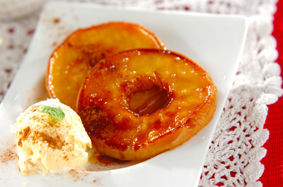 リンゴのソテー レシピ 作り方 E レシピ 料理のプロが作る簡単レシピ
