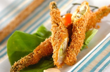 アスパラの肉巻きフライ