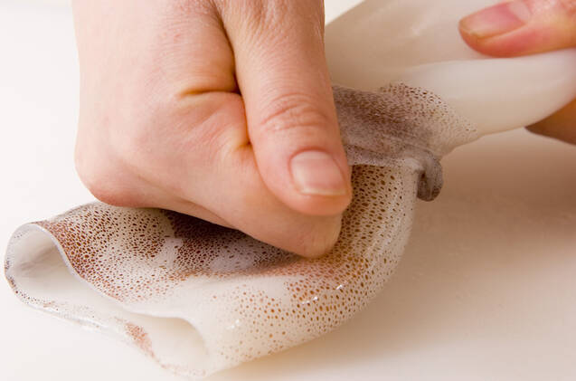 イカのショウガ炒めの作り方の手順1