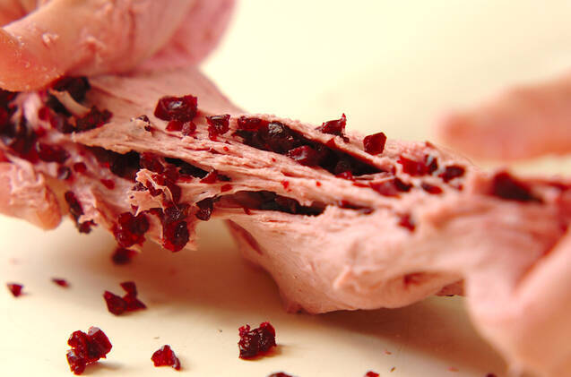 ほんのりイチゴのクランベリーパンの作り方の手順6