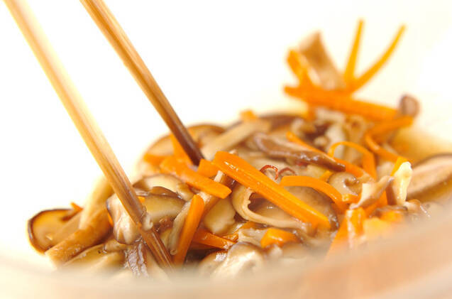 シイタケのエスニックサラダの作り方の手順5