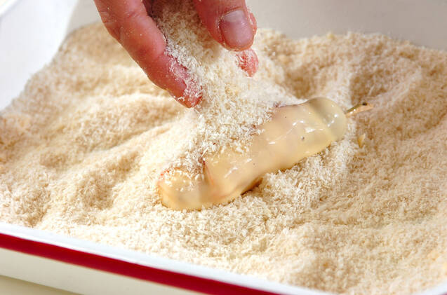 串カツ・サーモンとオリーブの作り方の手順2