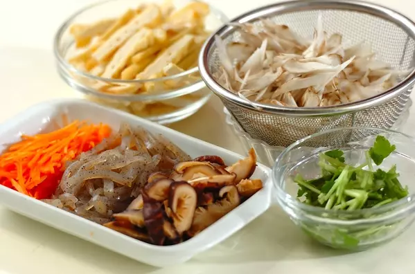 簡単!モチモチ炊き込みおこわの下準備2