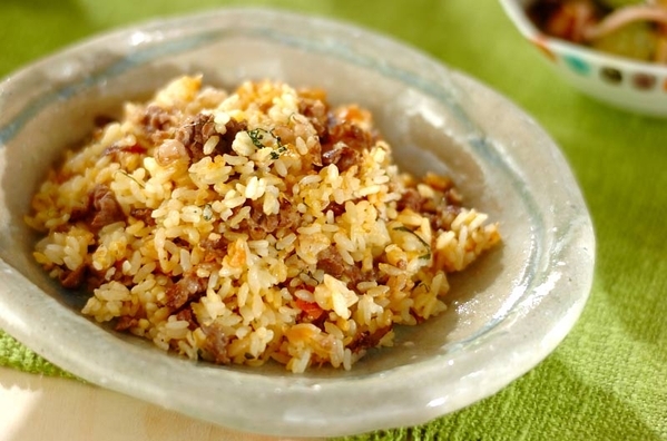 牛肉としそを使ったパラパラチャーハン